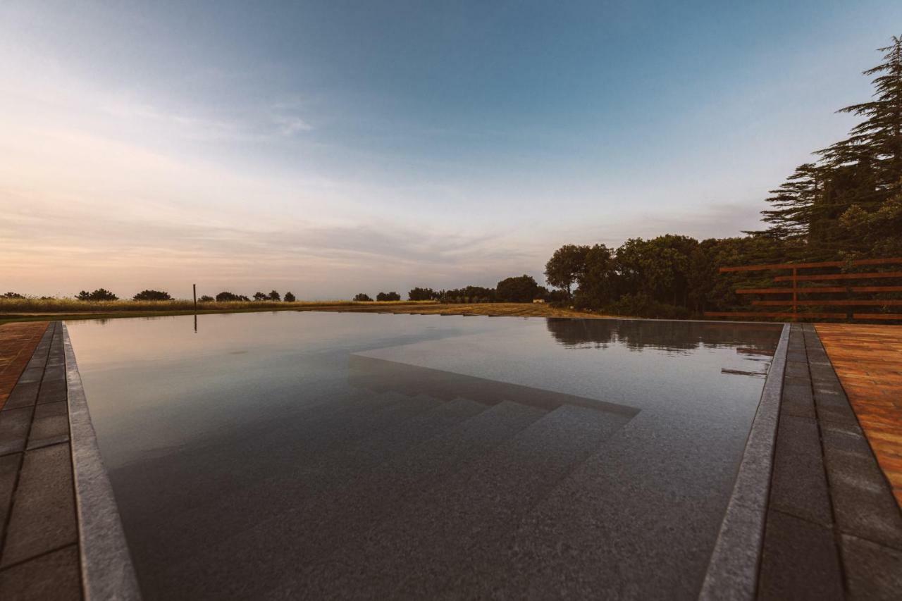 Borgo Le Colline Luxury Agriturismo In Tuscany 감바시 외부 사진